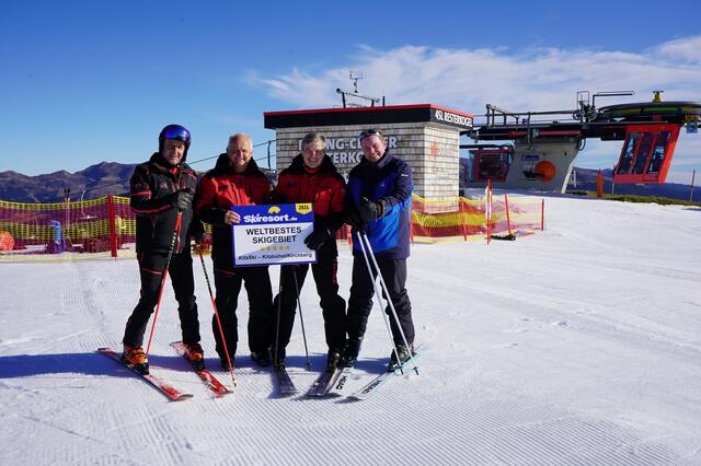 Andreas Hochwimmer (Betriebsleiter Resterhöhe), Vorstand Christian Wörister, Vorstandsvorsitzender Anton Bodner, Oliver Kern (Skiresort.de) (v. li.). | Foto: Stefanie Prader