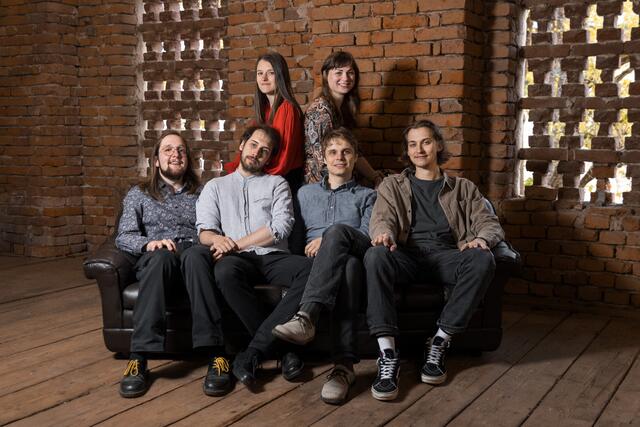 Die „Jukebox Combo“ besteht aus sechs talentierten Musikern. | Foto: Nina Radeschnig