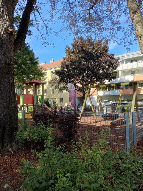 Wie soll der Park in der Elisenstraße künftig aussehen? Die Agenda Liesing lädt zum Mitgestalten ein.  | Foto: Agenda Liesing