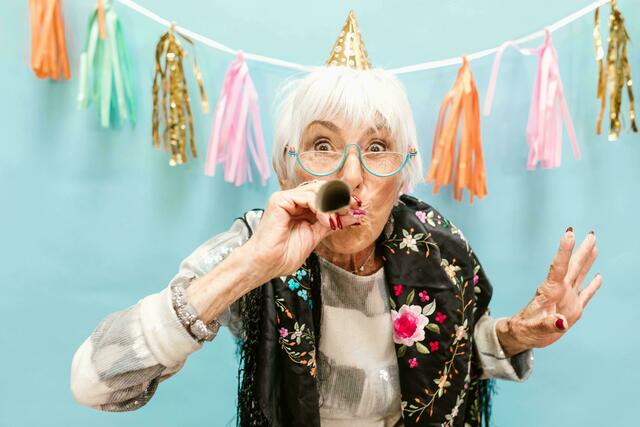 Der Seniorenklub Haus Margareten in der Arbeitergasse 45 schmeißt am Montag, 30. Dezember, ein gemeinsames Jahresabschlussfest.  | Foto: Pexels/RDNE Stock project