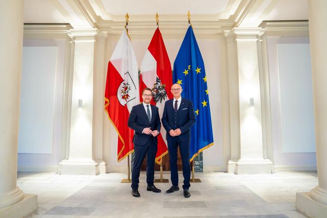 Der "neue" Landeshauptmannstellvertreter Philip Wohlgemuth mit LH Anton Mattle. | Foto: Land Tirol