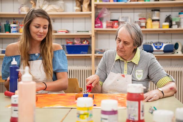 Beim Infoabend kann man sich bei der SOB Tirol über eine Ausbildung zum Sozialbetreuer oder zur Sozialbetreuerin informieren. | Foto: SOB Tirol