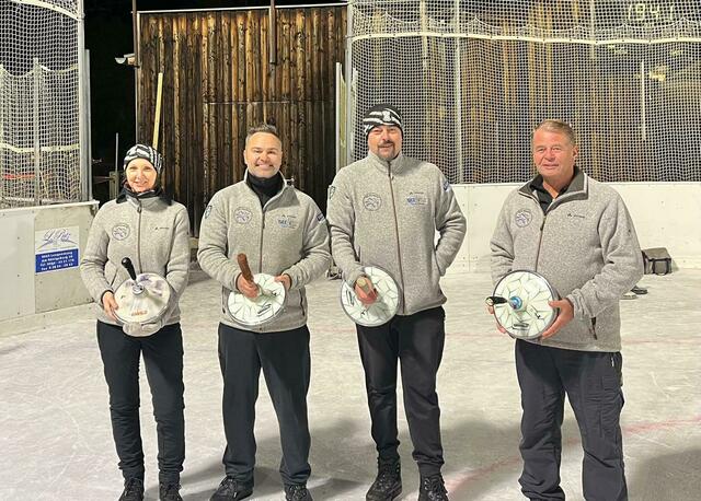 Die zweite Runde vom "Marktgemeinde Langenwang-Sparkassen Wintercup 2024/2025" ist geschlagen. Es führt nach wie vor der ESV Stanzertal 3. | Foto: Breitegger