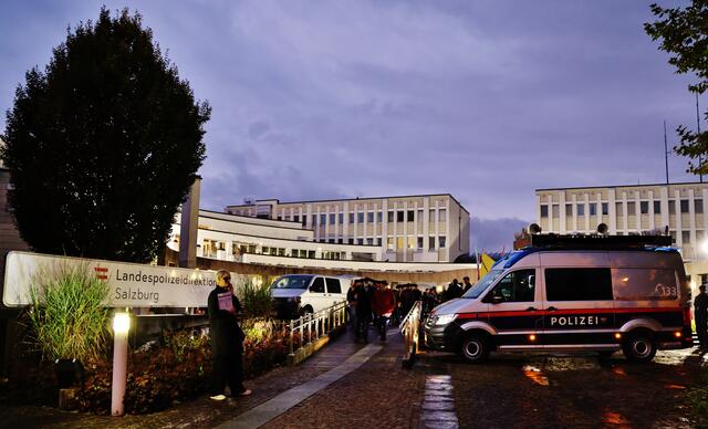 Terrorverdächtiger in Salzburg verhaftet. Es bestand Terrorgefahr für Wien. Polizisten, Juden und Christkindlmärkte als Terrorziele. | Foto: Symbolfoto / Maria Tiefenbacher-Schöndorfer