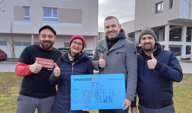 Von links: Simon Weiß (Volkshilfe OÖ), Ulli Steininger (Volkshilfe Freistadt), Vizebürgermeister Andreas Krammer und Fraktionsobmann Matthias Aistleitner (beide SPÖ Tragwein). | Foto: Volkshilfe 