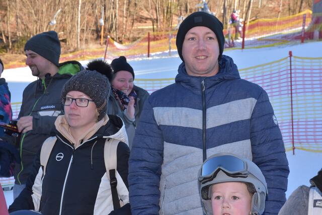 Kinder-Skikurs für Anfänger. Veranstalter Sektion Ski Union Dimbach-Pabneukirchen. Ort: St. Georgen am Walde.  | Foto: Robert Zinterhof