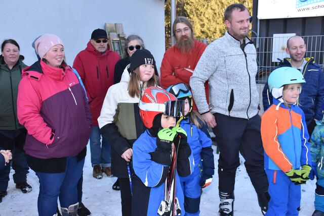 Kinder-Skikurs für Anfänger. Veranstalter Sektion Ski Union Dimbach-Pabneukirchen. Ort: St. Georgen am Walde.  | Foto: Robert Zinterhof