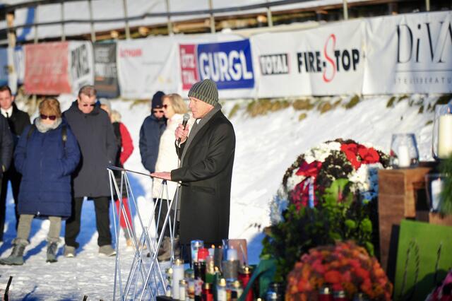 Bruder Elmar erinnerte sich an viele Geschichten mit dem großen Bruder. | Foto: Hassl
