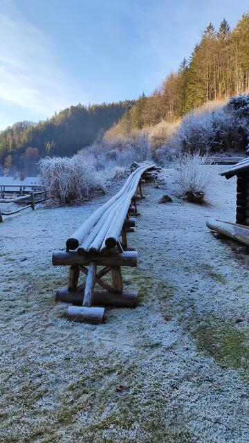 eine kleine nachgebaute Schwemme im Garten... | Foto: I.Wozonig