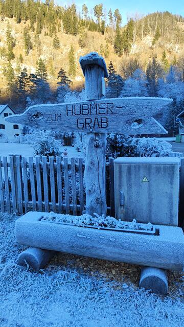 ...er wurde auch als Erster hier begraben... | Foto: I.Wozonig