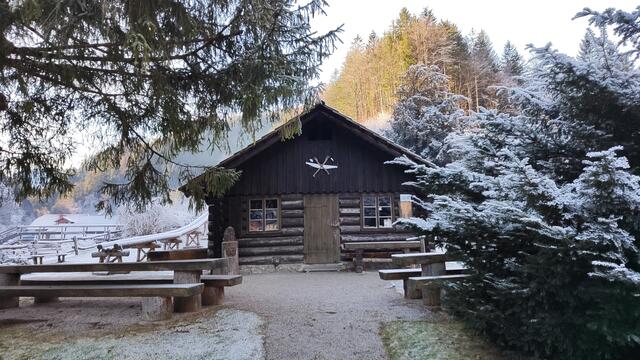 in einer nachgebauten Holzknechthütte erfährt man einiges über das harte Leben der Männer... | Foto: I.Wozonig