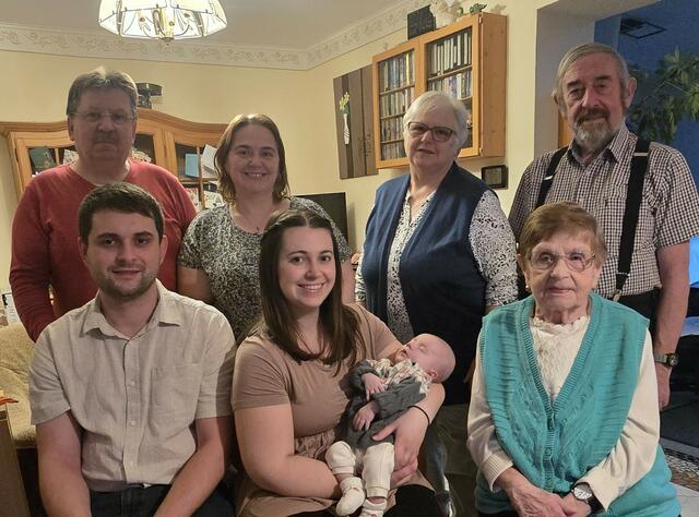 Die Familien Löffler, Habison, Müllner und Weber | Foto: privat