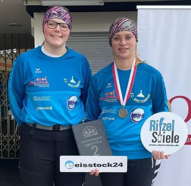 Selina Steber und Sabrina Gruber zeigten sowohl im Einzel als auch im Mannschaftsspiel starke Leistungen. | Foto: SCB