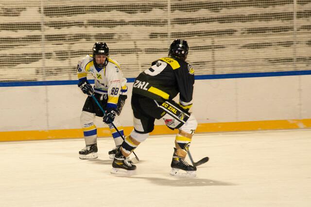 Souveräner 6:3-Sieg für die Ehrwalder beim letzten Heimspiel gegen Zirl. | Foto: Rath