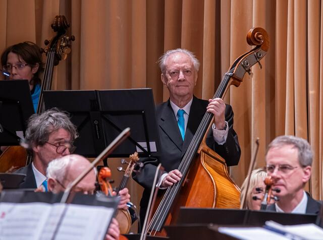 In der Bildmitte der langjährige Obmann DI Paul KARACSON 