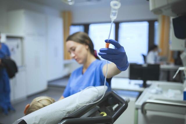 Ärzte in der Kinderklinik setzen auf Aufklärung, um den verantwortungsvollen Umgang mit Antibiotika zu fördern. | Foto: Gerhard Berger