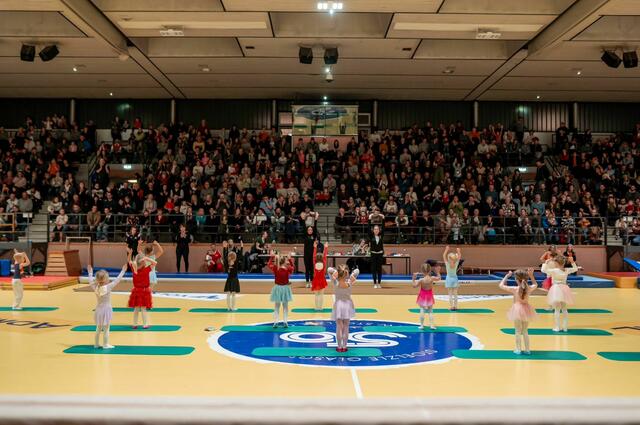Eine volle Sporthalle beim großen Schauturnen des Atus Köflach | Foto: Atus Köflach