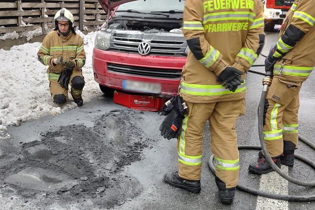 Ein Ersthelfer konnte schlimmeres verhindern. | Foto: FF Pfarrwerfen / Stefan Hafner