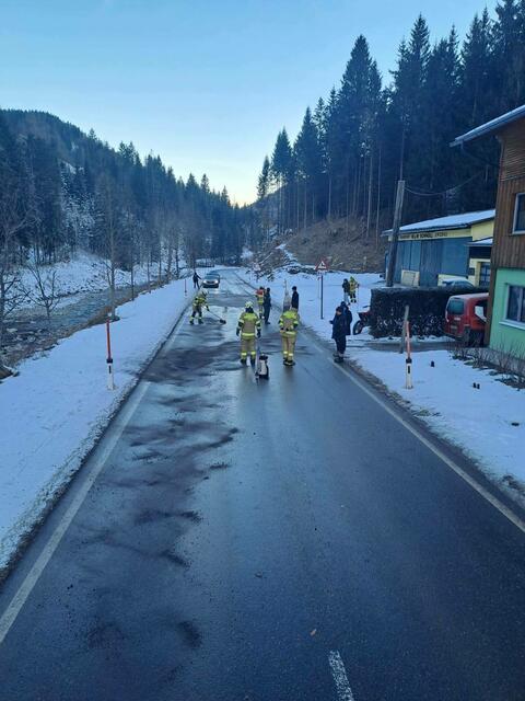 Schwerer Motorradunfall in Krispl-Gaissau. | Foto: FF Krispl