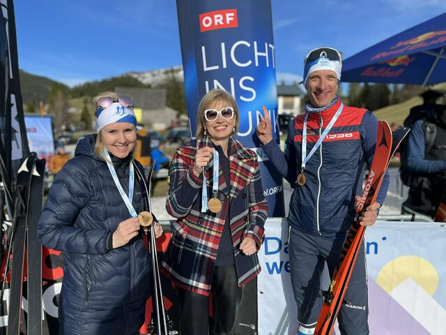 Bettina Plank, Moderatorin Romy Seidl und Organisator Josef Gruber. | Foto: Florian Radauer