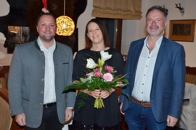 Maria Tavolato mit Markus Tafeit und Bgm. Ewald Peer. | Foto: Freigassner