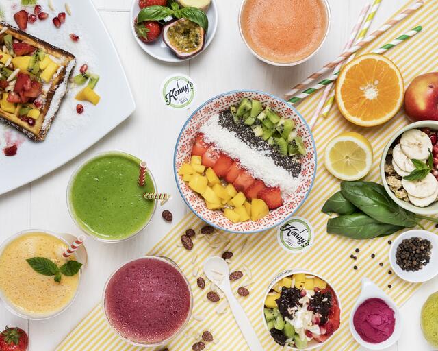 Das Lokal "Kenny's" hat sich auf Bowls spezialisiert und serviert diese auch in veganen Varianten. | Foto: Kenny's