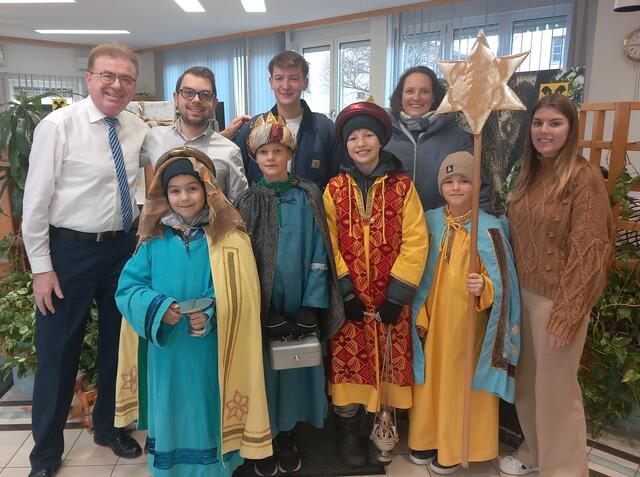 Sebastian Thurner, Oliver Eise, Theo Hausensteiner, Alexander Kleinrath und Nena Wildzeiss, hinten Werner Schöll, Philip Kainzbauer, Valentin und Birgit Hausensteiner.
 | Foto: Werner Schöll