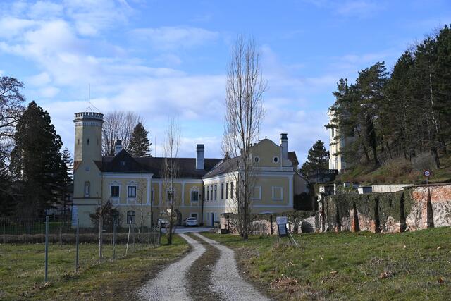 Schloss Linsberg, Hauptschloss mit Wohntrakt
