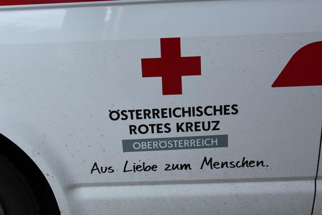 Die Lenkerin wurde bei dem Unfall verletzt und ins Krankenhaus gebracht. | Foto: MeinBezirk