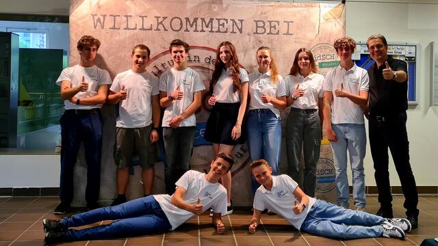 Bereit für 2025: das KidSCH-Team Petersgasse mit Robert Kindig (r.) und Jan Koschier (links vorne). | Foto: KiDSCH