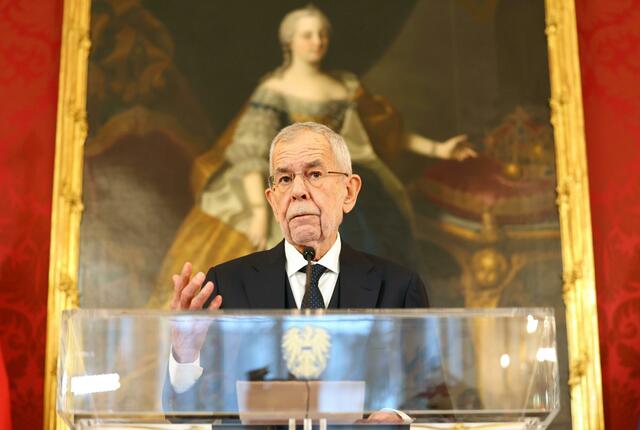 Van der Bellen hat Herbert Kickl mit der Bildung einer Regierung beauftragt. | Foto: TOBIAS STEINMAURER / APA / picturedesk.com