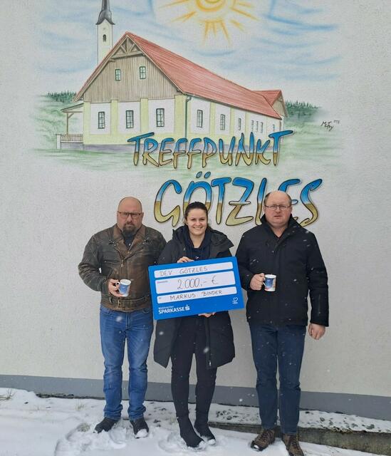 Obmann Markus Bichl, Lisa Schönbauer und Jürgen Bichl (v.l.) | Foto: DEV Götzles