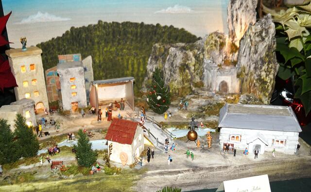 Salzburg am Fuße des Mönchsberg von Julia Laimer.