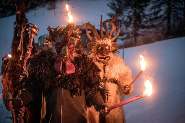Hofbesuche der Abtenauer Perchten in Voglau-Abtenau. | Foto: Abtenauer Perchten e.V.