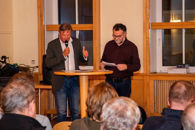 Infos über den Fahrtendienst "emilia" gab's in Steinakirchen am Forst. | Foto: Florian Auer/fotoschnappschuss.com