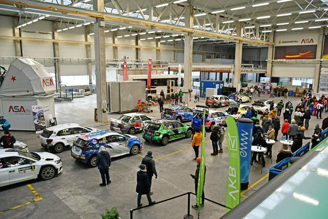 Regrouping in der Produktionshalle von Innovametall. | Foto: Erwin Pramhofer