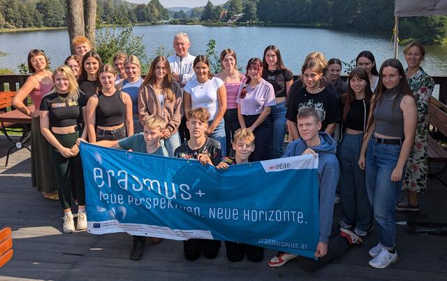 Zu Beginn des dritten Jahrgangs der HLW Lipizzanerheimat führt die Reise in ein englischsprachiges Land, dieses Jahr nach Brighton, wo die Schülerinnen und Schüler bei Gastfamilien wohnten und eine Sprachschule besuchten.  | Foto: HLW Lipizzanerheimat