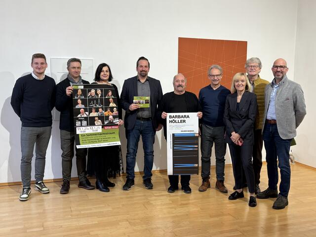 Ziehen an einem Strang, um in Leibnitz ein hochkarätiges Kulturprogramm angebieten zu können (v.l.): Julian Gigler, Christian Sametz, Dagmar Brauchart, Gernot Kratzer, Klaus Dieter Hartl, Rafael Catalá, Helga Sams, Ernst Schneeberger und Bürgermeister Michael Schumacher. | Foto: Waltraud Fischer