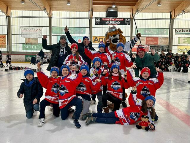 Die U11 der Eisbrecher Klosterneuburg startete mit einem Sieg gegen das Bundesligateam der Graz 99ers ins Turnier. | Foto: Eisbrecher Klosterneuburg