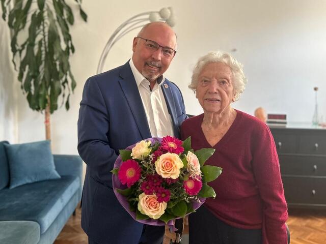 Herta Milkovits wird 102 Jahre alt und gehört damit zu den ältesten Bewohnerinnen im Bezirk. | Foto: BV 17