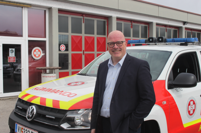 Auch Albert Schwarz, kaufmännischer Leiter vom Samariterbund Villach, weiß, dass es ohne Zivildiener nicht gehen würde. | Foto: HPhoto/Hannes Pacheiner