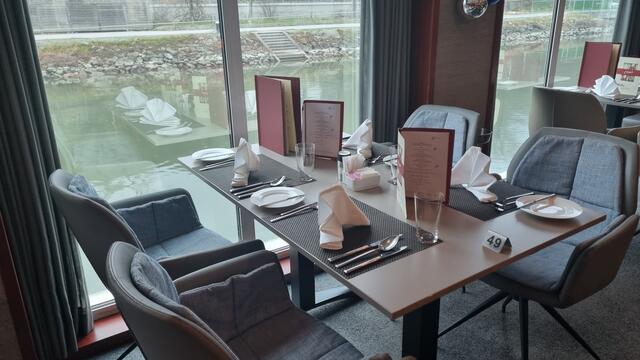 02.12.2024 hier wird das Essen serviert.