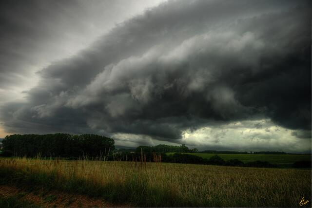 Ein Sturm zieht in der Nacht auf Freitag in der Obersteiermark auf. | Foto: Symbolbild Jungmann