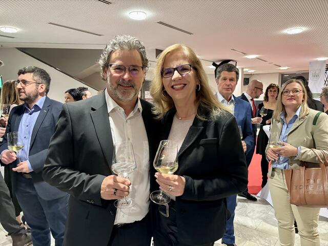 Manfred Plansak und Karin Stromberger von Planfenster Süd in Gralla. | Foto: MeinBezirk/Fischer/Gady
