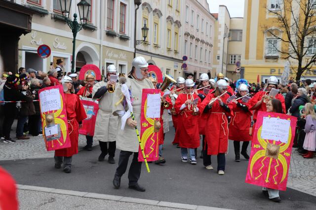 Faschingsumzug Enns 2024: Die Ennser Blasmusik | Foto: Herbert Stocker