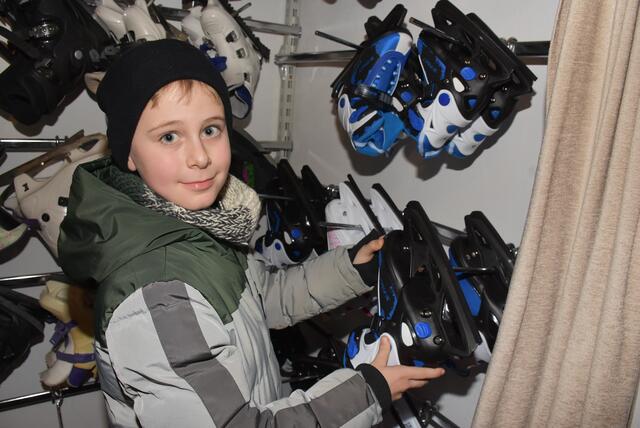 Eisarena Pabneukirchen beim Schützenhaus. | Foto: Zinterhof