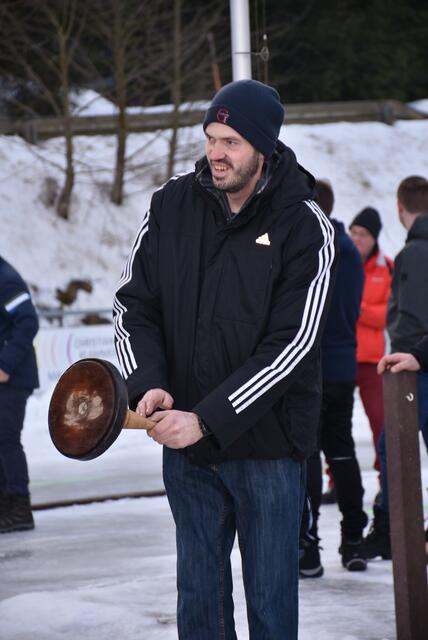 Eisarena Pabneukirchen beim Schützenhaus. | Foto: Zinterhof