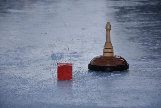 Eisarena Pabneukirchen beim Schützenhaus. | Foto: Zinterhof