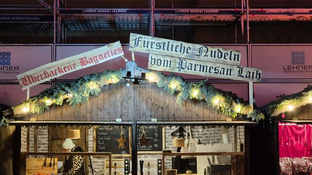 04.12.2024 am Weihnachtsmarkt im Schloss