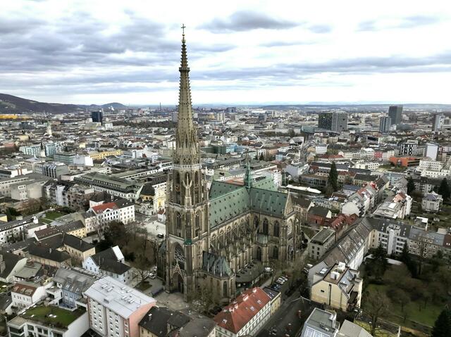 "Bitte warten" heißt es vorerst für die geplante Neugründung der Pfarre Linz-Mitte.  | Foto: FlightKinetic Portugal